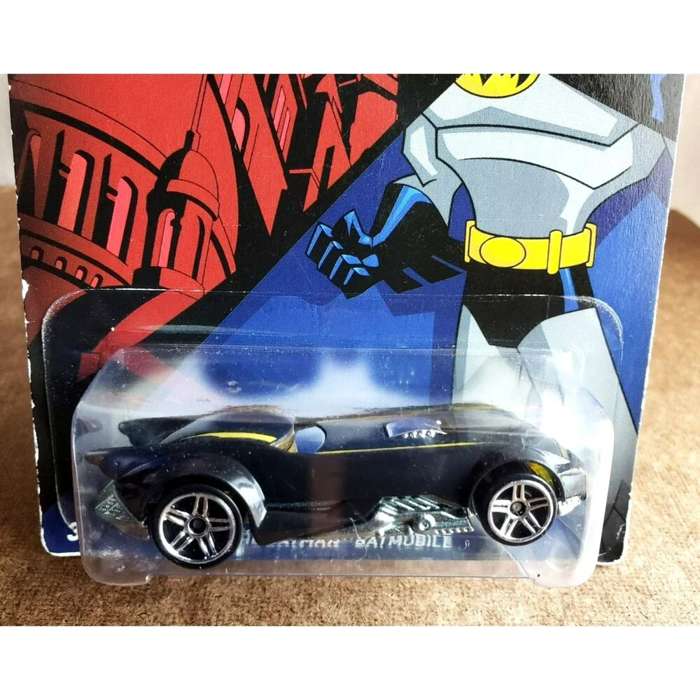 2014 Hot Wheels THE BATMAN BATMOBILE Black 75 YEARS OF BATMAN SERIES #03/08 1:64